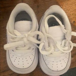Infant White UPS